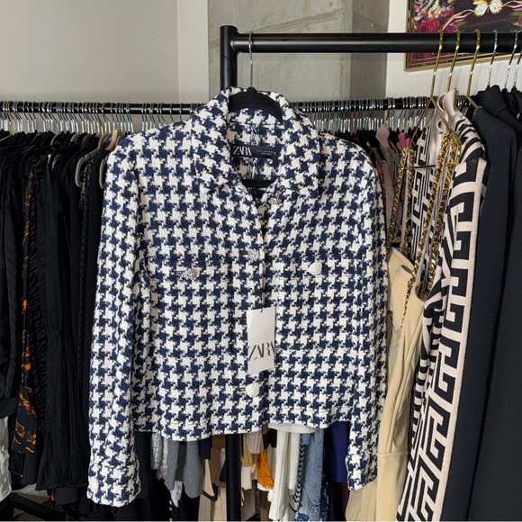 Zara Navy And White Houndstooth Tweed Cropped Jacket Jewel Buttons Womens XS NWT - Picture 2 of 8